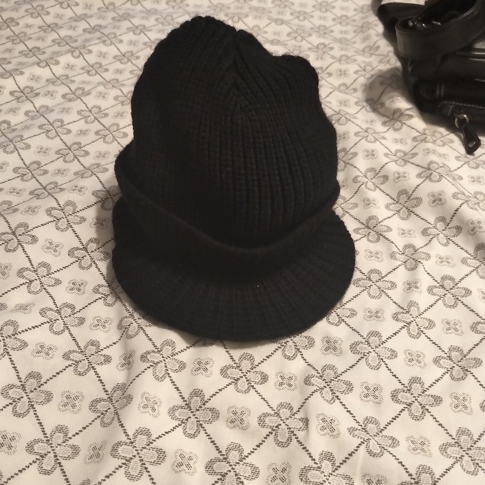 Winter Cap - Picture 3 of 3